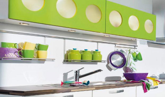 мебель и посуда зеленого цвета