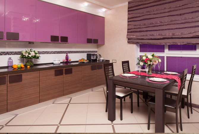 Фиолетовый, коричневый, шторы, плитка, стол
