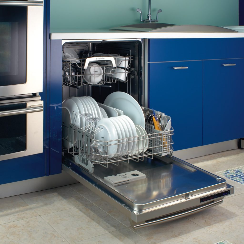 Посудомоечная машина не моет посуду? Проверьте её сами перед вызовом профессионала из «Дим-Сервис»